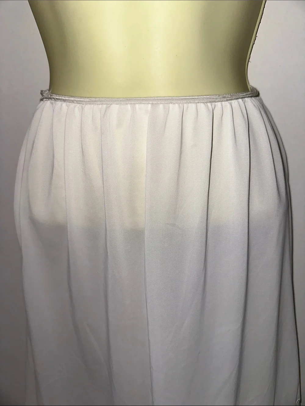 Vintage‎ 60s Pinehurst  Creamy White Half Slip with Lace Hem - Picture 2 of 7